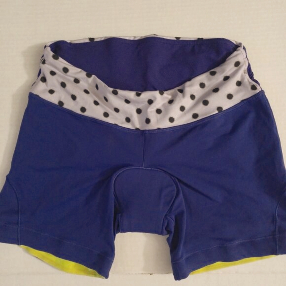 LULULEMON ATHLETICA  SHORTS